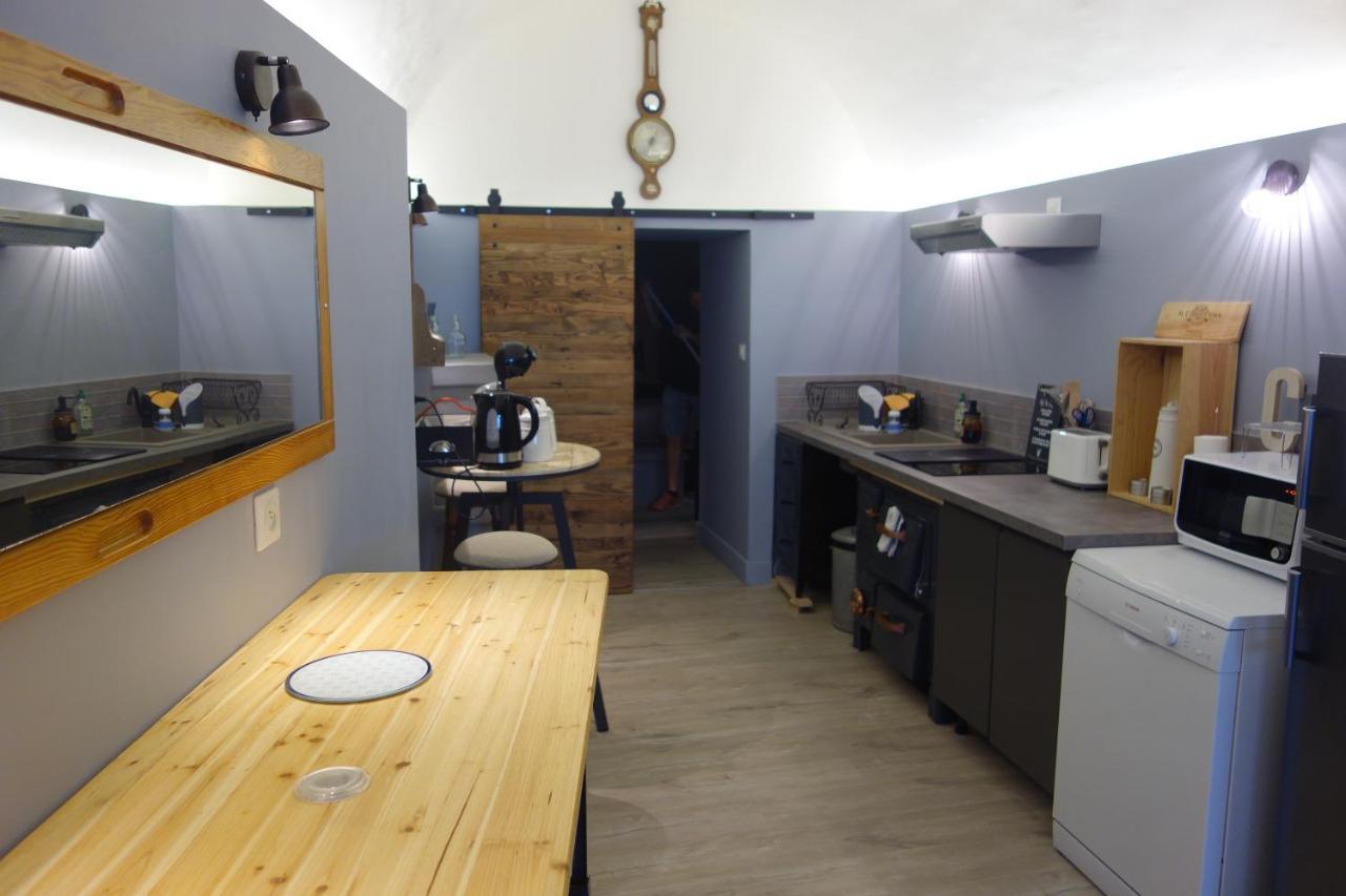 Le Bouquiniste, Centre Historique, Fibre, Ess, Rez-De-Chaussee, Bedinshop Romans-sur-Isère Esterno foto